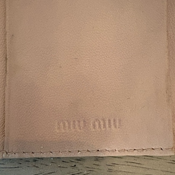 MIU MIU Key Holder Case | Brown | Y2180 | Croc Embossed crackled Leather | EUC - Picture 7 of 7